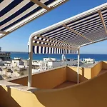 Apartman Attico In Riva Al Mare