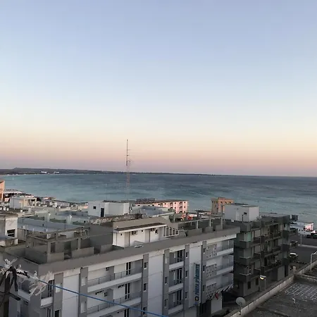 Apartment Attico In Riva Al Mare *